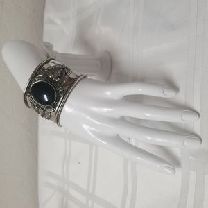 BRACELET, Costume Jewelry, Unknown Black Stone, originally blackened GUC. B4